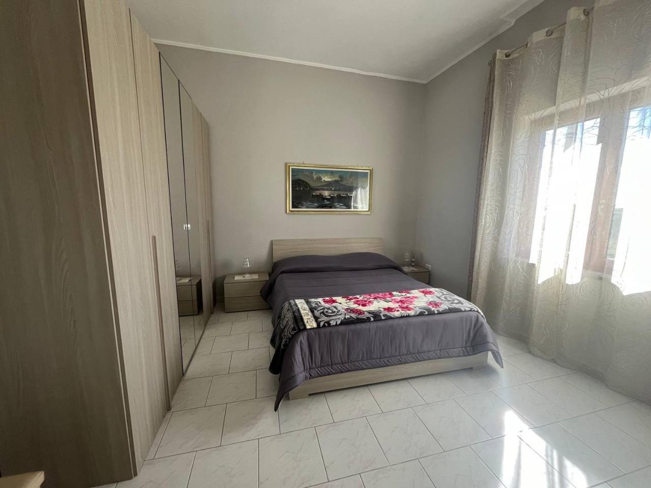 פומפיי Holiday-Caroline Apartment מראה חיצוני תמונה
