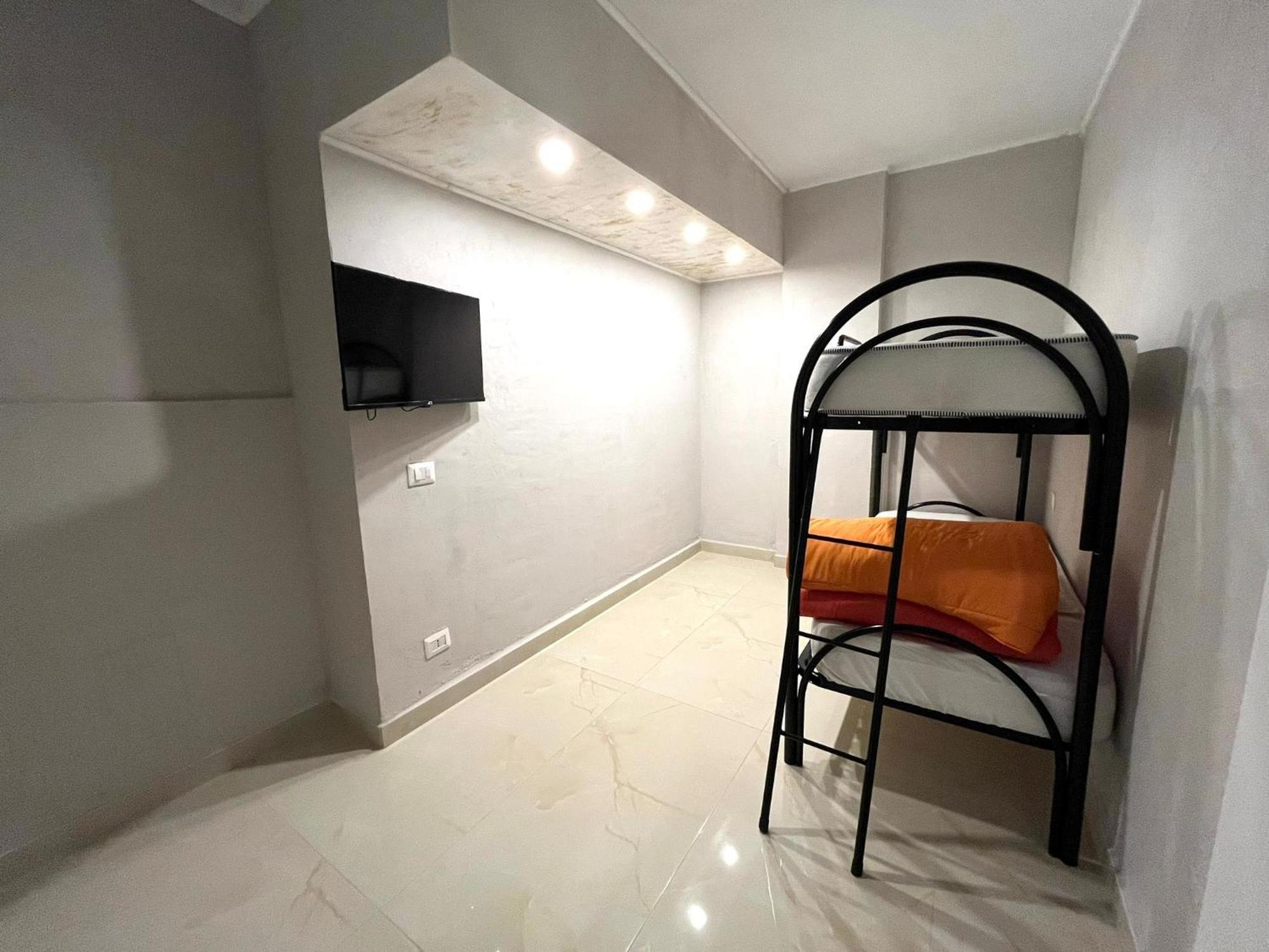פומפיי Holiday-Caroline Apartment מראה חיצוני תמונה